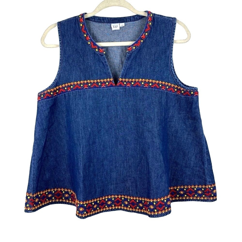 Gap Denim Embroidered Tank Top Boho Western Sleeveless Blouse Size M